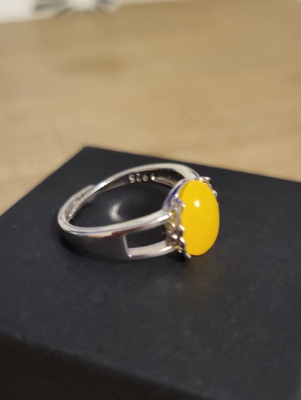 925 Silver With An Amber Oval Stone Adjustable Ring